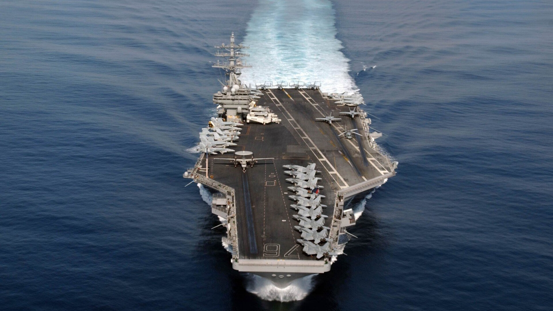 塞尔维亚女篮在欧洲锦标赛中表现不俗，誓夺金牌以求突破，塞尔维亚女篮球