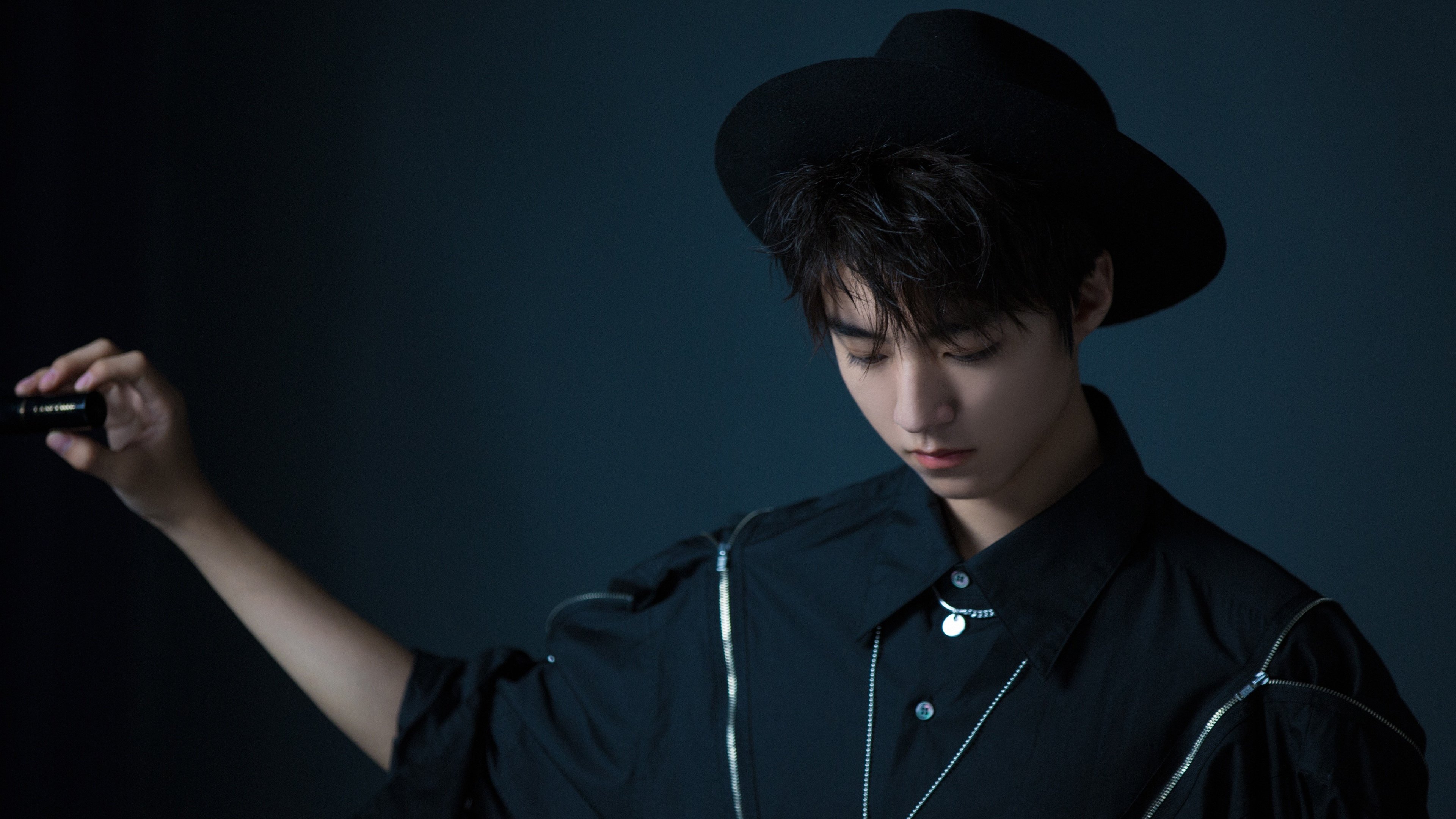 职业联赛推动智慧灯光系统提升夜场比赛观赏体验，夜场灯光秀