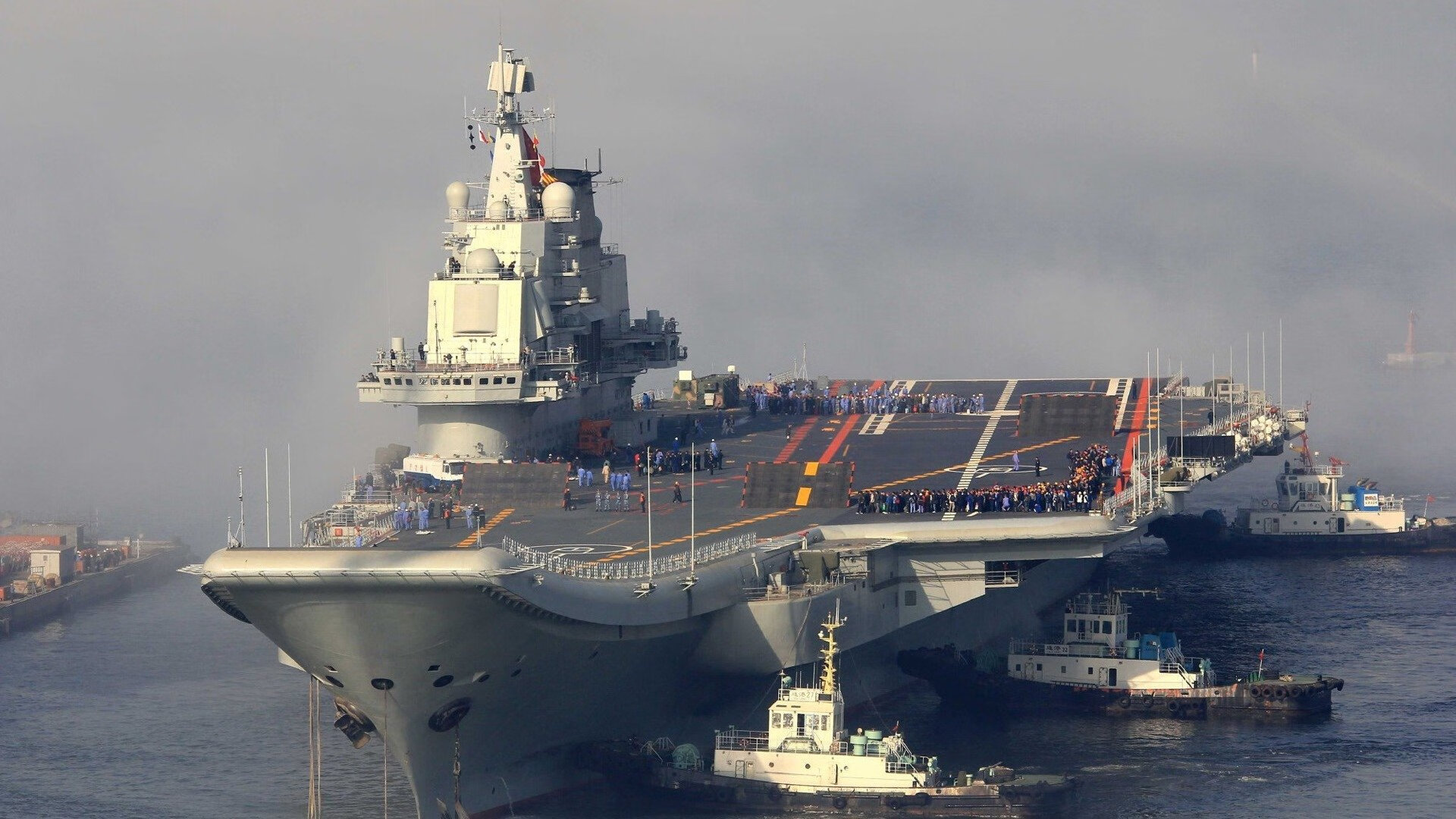 熊猫体育app-麦金托什女子800米自由泳赛道亮点频现，加拿大游泳运动员麦金托什