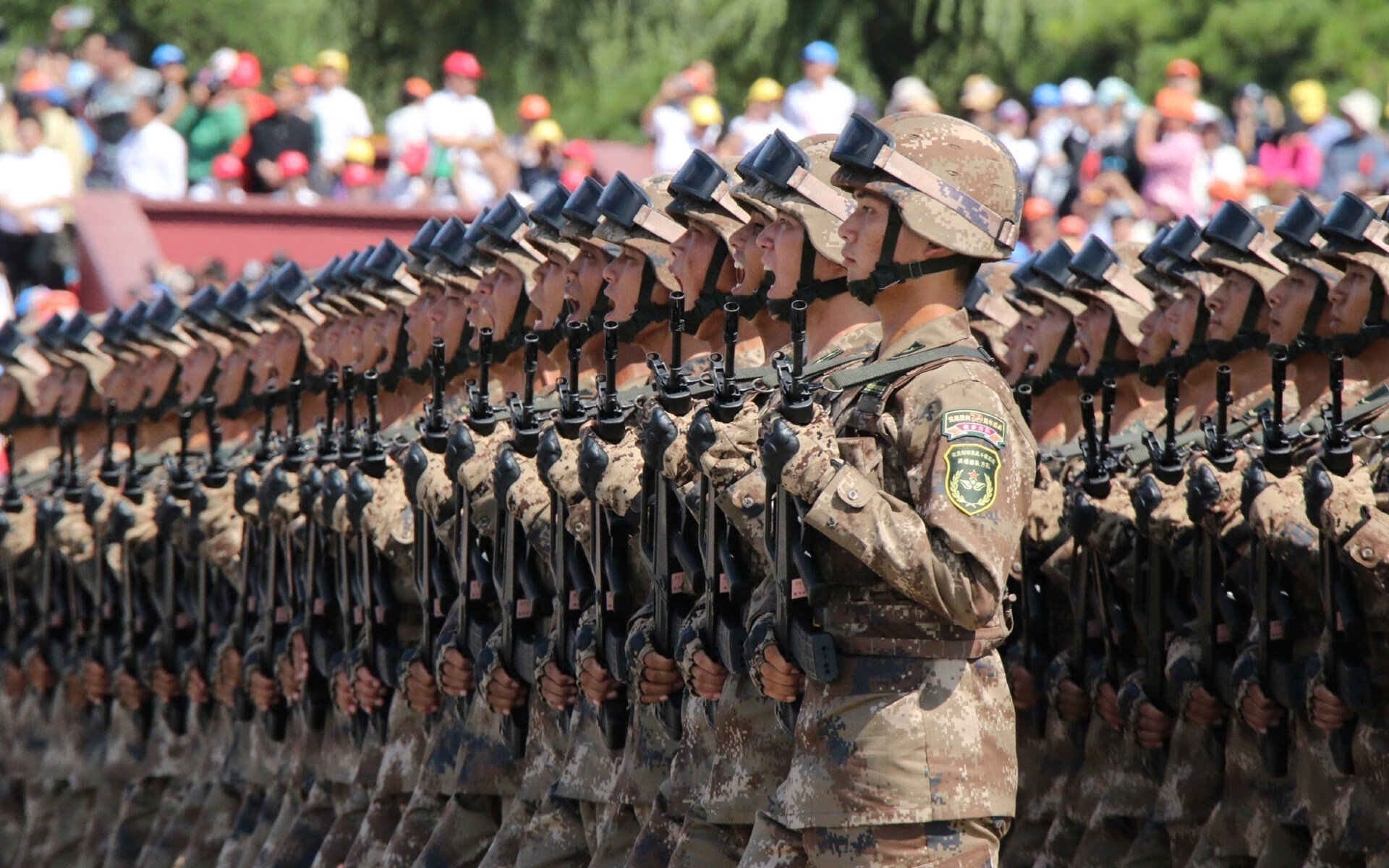 鹈鹕球员社交平台分享训练成果引发好评，鹈鹕球队